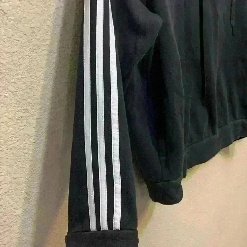 Black Adidas hooded sweatshirt sz L athletic athleisure activewear * faded - Picture 4 of 7